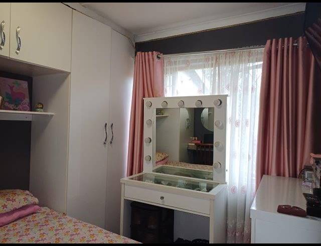 3 BEDROOM SIMPLEX FOR SALE IN HILLARY